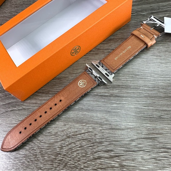 NEW✅TORY BURCH NAVY AND BROWN LEATHER BAND FOR APPLE WATCH 38-40MM TBS0065 - Picture 6 of 8